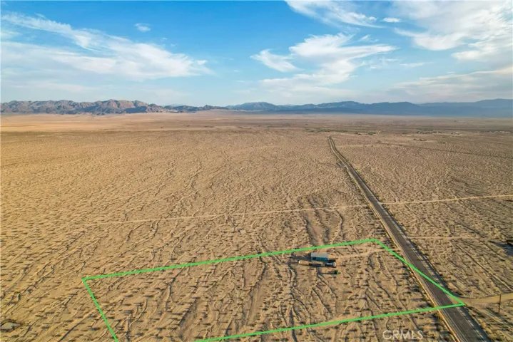 3975 Amboy Road, 29 Palms, California 92277