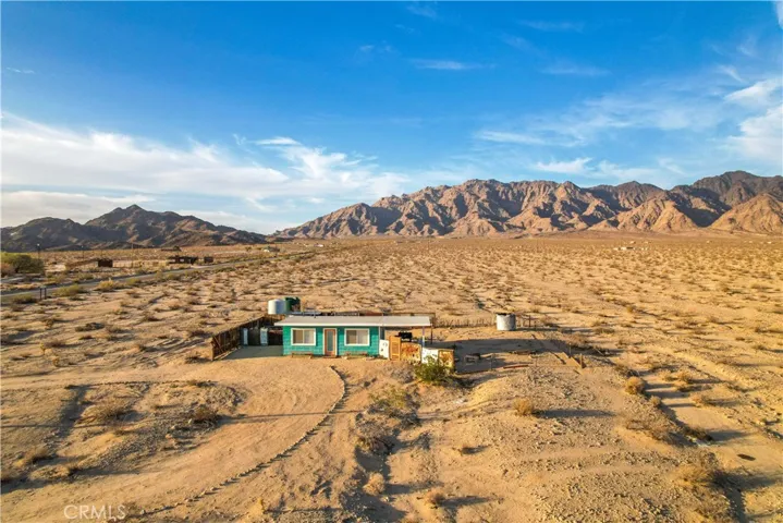 3975 Amboy Road, 29 Palms, California 92277