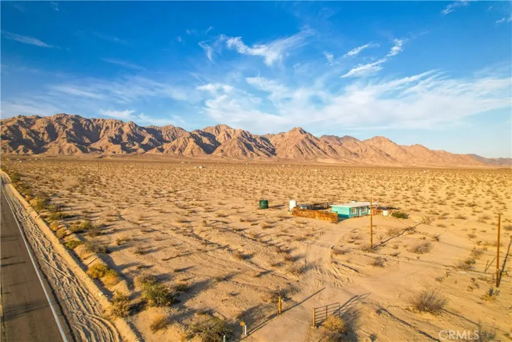 3975 Amboy Road, 29 Palms, California 92277