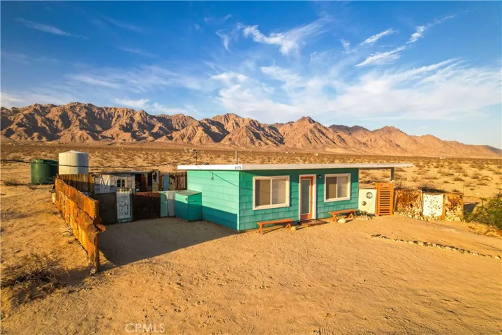 3975 Amboy Road, 29 Palms, California 92277