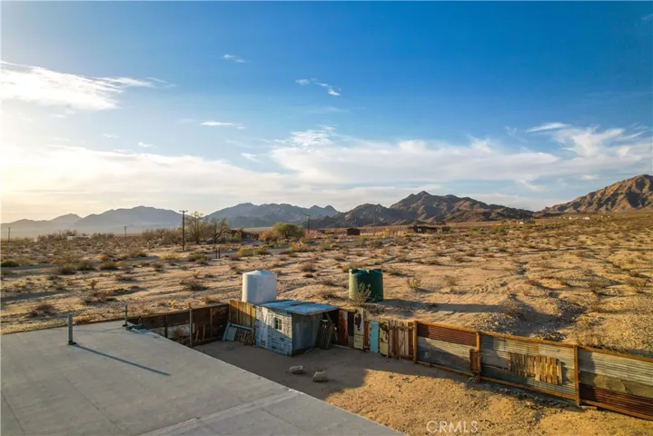 3975 Amboy Road, 29 Palms, California 92277