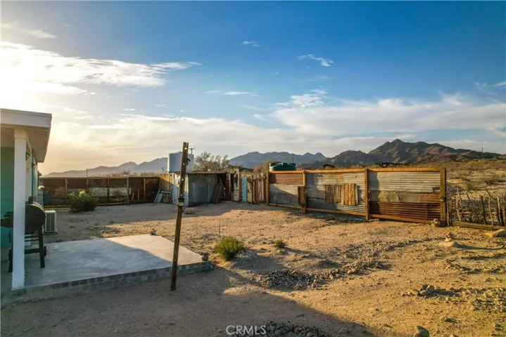 3975 Amboy Road, 29 Palms, California 92277