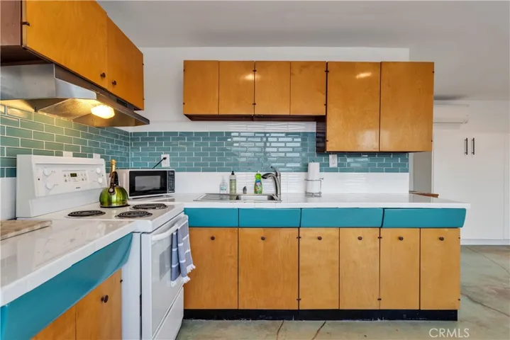 3975 Amboy Road, 29 Palms, California 92277