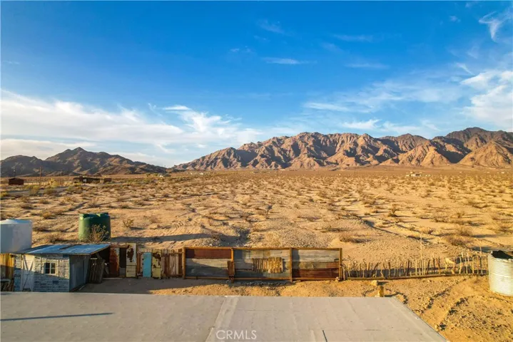 3975 Amboy Road, 29 Palms, California 92277