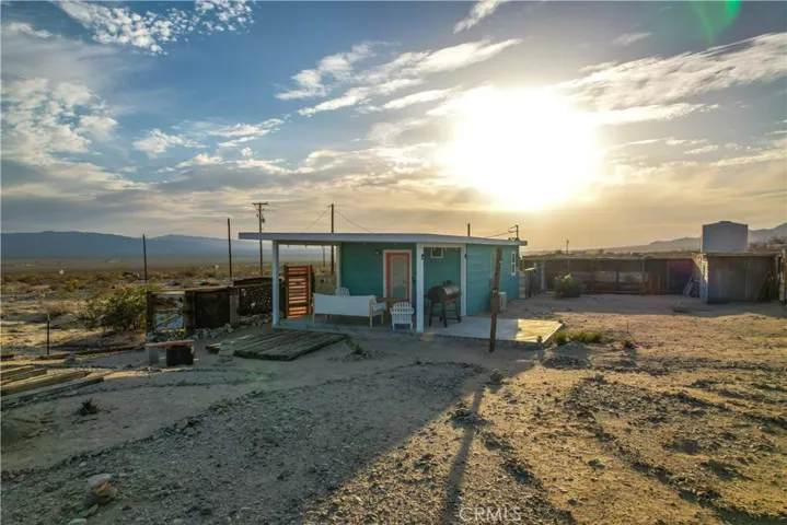 3975 Amboy Road, 29 Palms, California 92277