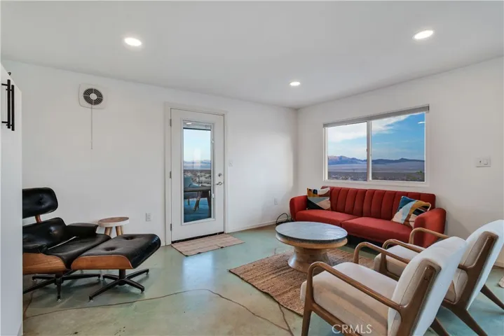 3975 Amboy Road, 29 Palms, California 92277