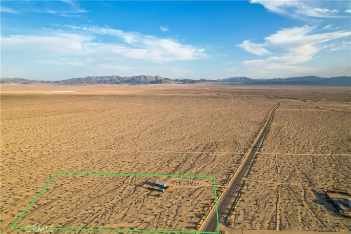 3975 Amboy Road, 29 Palms, California 92277