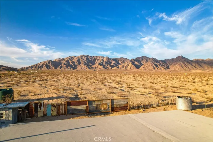 3975 Amboy Road, 29 Palms, California 92277
