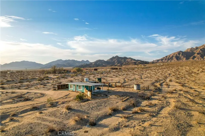3975 Amboy Road, 29 Palms, California 92277