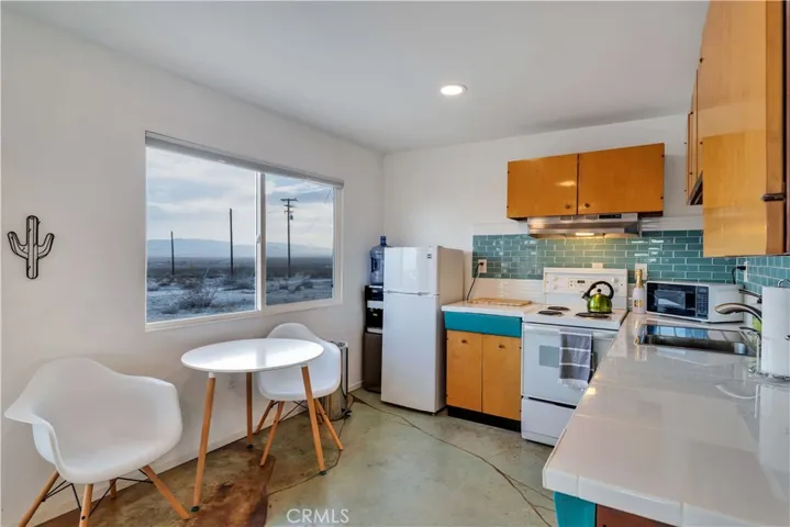 3975 Amboy Road, 29 Palms, California 92277