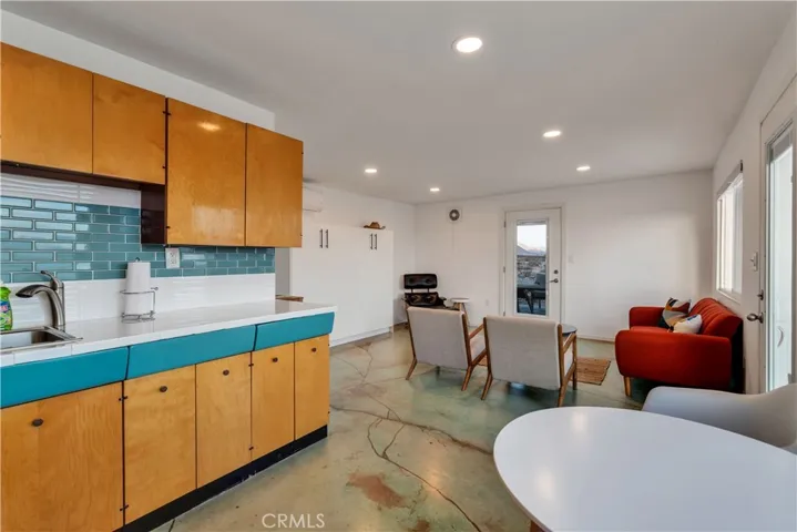 3975 Amboy Road, 29 Palms, California 92277