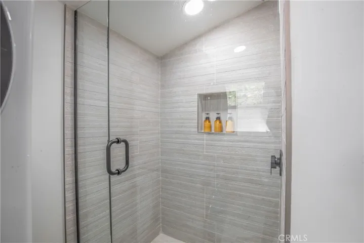 723 Temple Lane, Big Bear Lake, California 92315