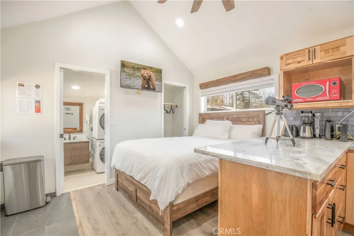 723 Temple Lane, Big Bear Lake, California 92315