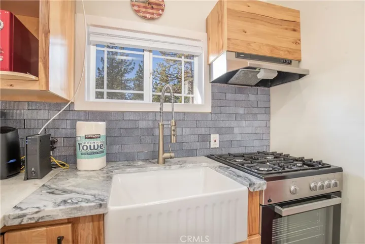 723 Temple Lane, Big Bear Lake, California 92315