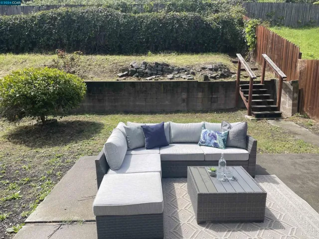 1172 Alberdan Cir, Pinole, California 94564