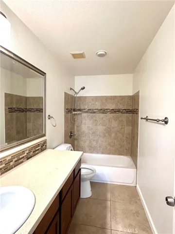 6542 Gladiola Street, Eastvale, California 92880