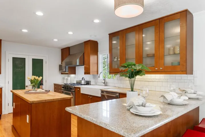 90 Cleland Avenue, Los Gatos, California 95030