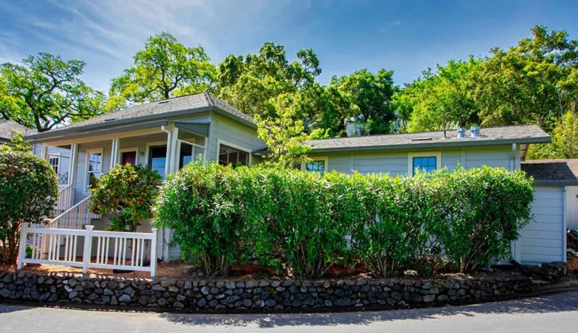 90 Cleland Avenue, Los Gatos, California 95030