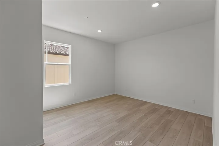 30957 Alister Lane, Winchester, California 92596