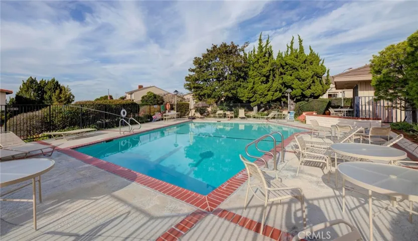 28211 Ridgefern Court 76, Rancho Palos Verdes, California 90275