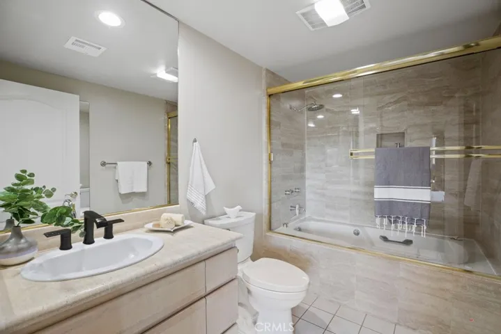 390 S Sepulveda Blvd, Westwood – Century City, California 90049