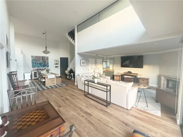 390 S Sepulveda Blvd, Westwood – Century City, California 90049