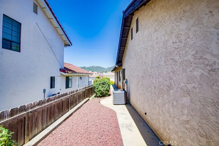 1437 W Country Club Lane, Escondido, California 92026