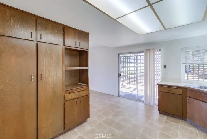 1437 W Country Club Lane, Escondido, California 92026