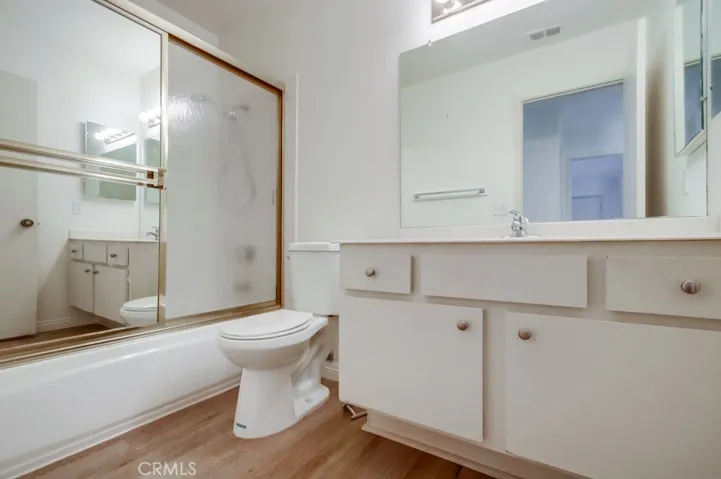 1437 W Country Club Lane, Escondido, California 92026