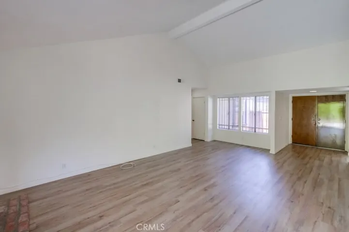 1437 W Country Club Lane, Escondido, California 92026