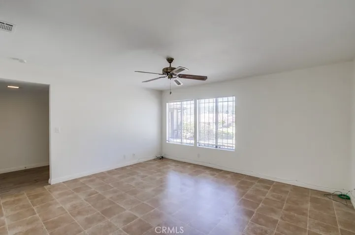 1437 W Country Club Lane, Escondido, California 92026