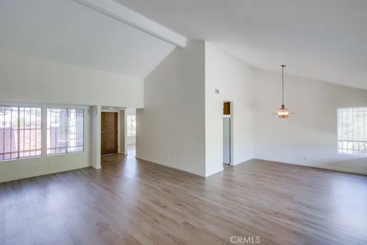 1437 W Country Club Lane, Escondido, California 92026