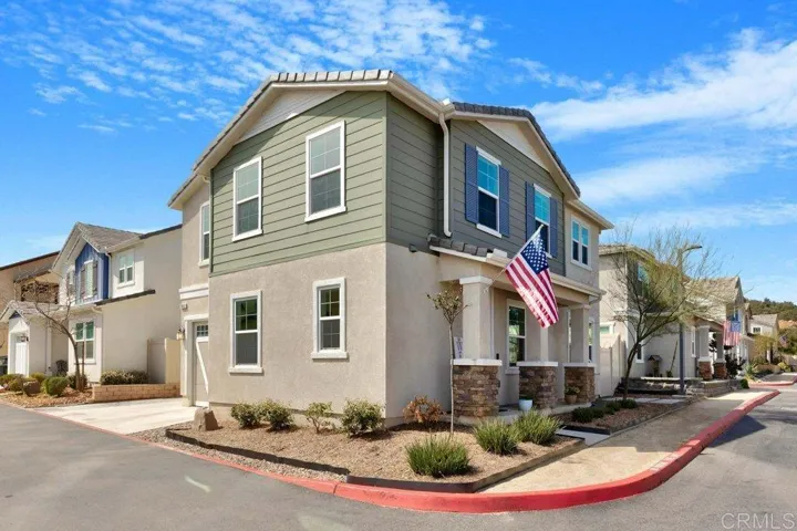 13653 Gray Hawk Way, Valley Center, California 92082
