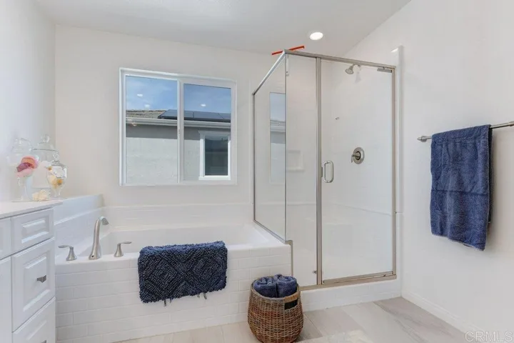 13653 Gray Hawk Way, Valley Center, California 92082