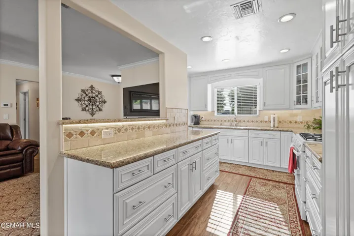 2140 Wisteria St Simi Valley-10