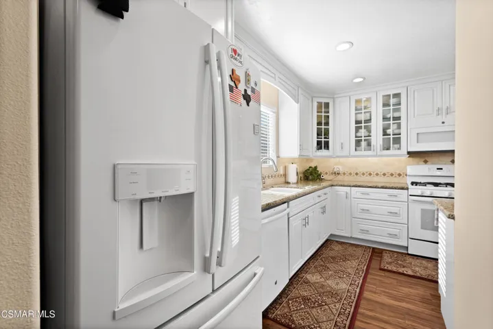 2140 Wisteria St Simi Valley-16