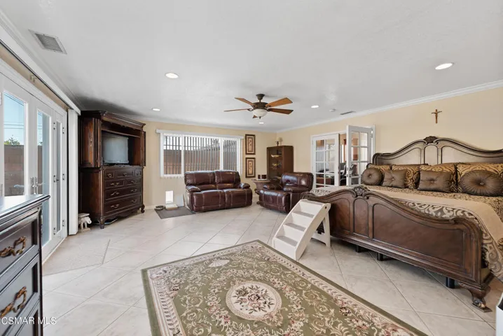 2140 Wisteria St Simi Valley-25