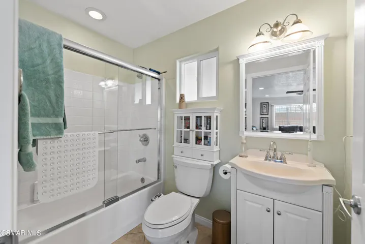 2140 Wisteria St Simi Valley-26