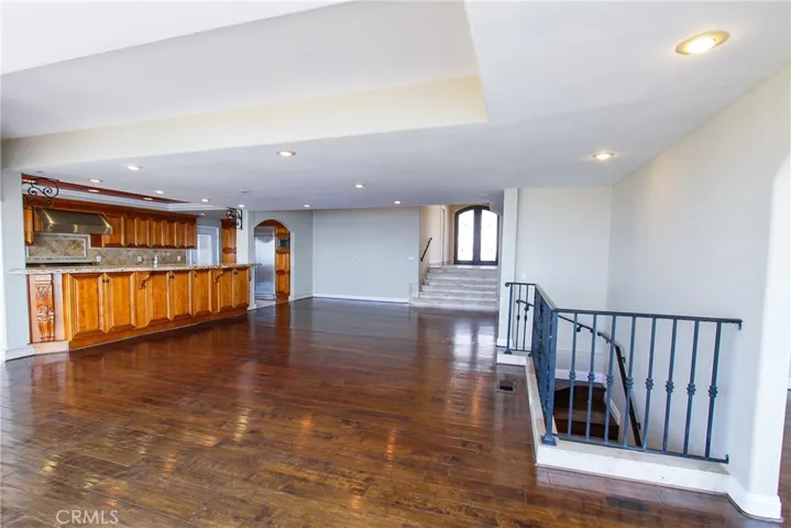 621 Loretta Drive, Laguna Beach, California 92651