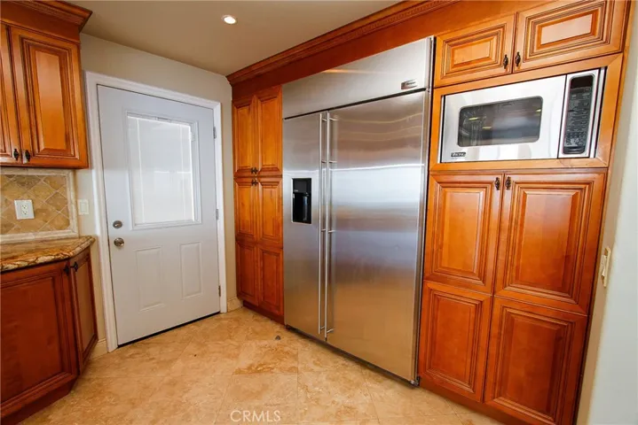 621 Loretta Drive, Laguna Beach, California 92651