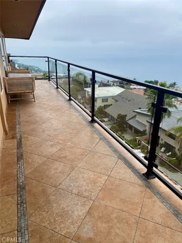 621 Loretta Drive, Laguna Beach, California 92651