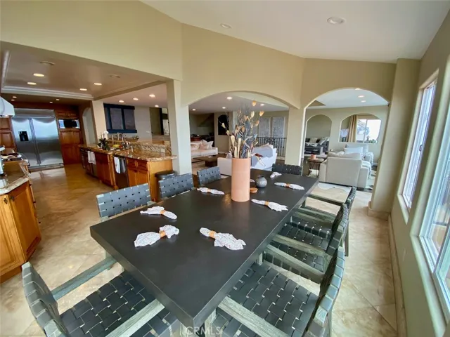 621 Loretta Drive, Laguna Beach, California 92651