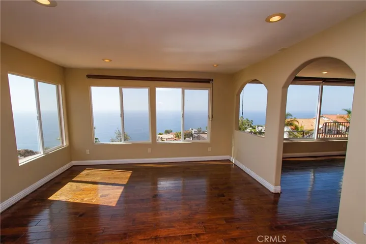 621 Loretta Drive, Laguna Beach, California 92651