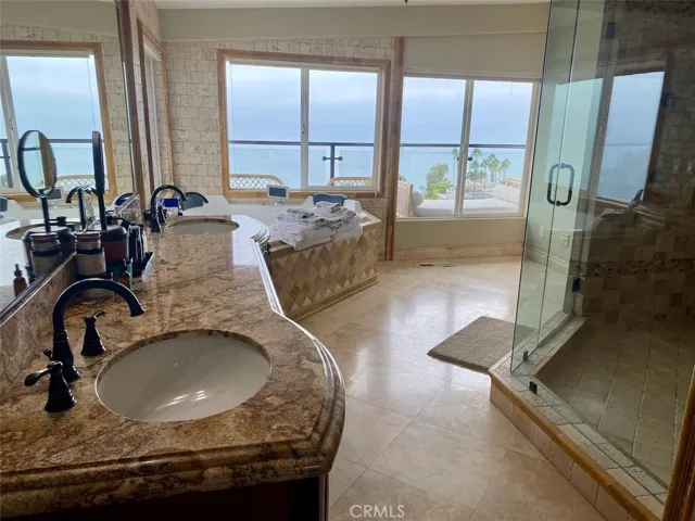 621 Loretta Drive, Laguna Beach, California 92651