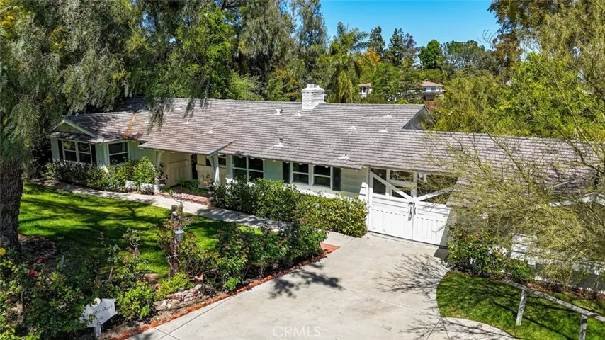 5808 Hilltop Road, Hidden Hills, California 91302