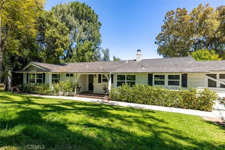 5808 Hilltop Road, Hidden Hills, California 91302