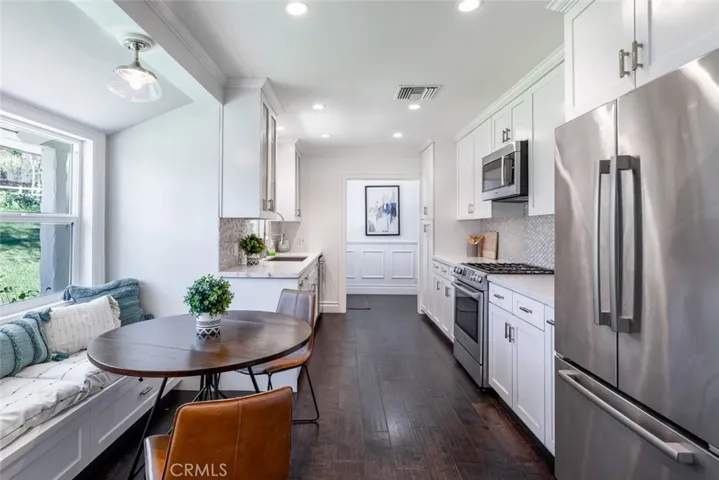 5808 Hilltop Road, Hidden Hills, California 91302
