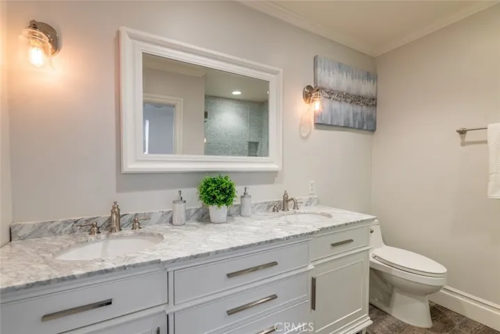 5808 Hilltop Road, Hidden Hills, California 91302