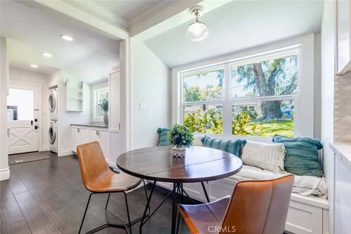 5808 Hilltop Road, Hidden Hills, California 91302