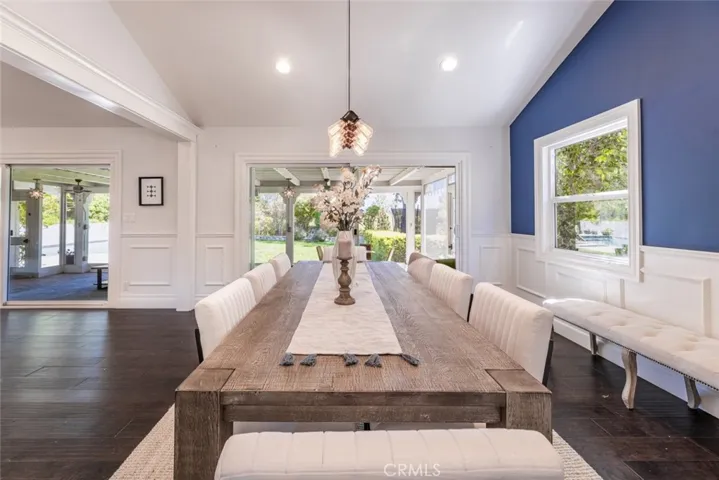 5808 Hilltop Road, Hidden Hills, California 91302